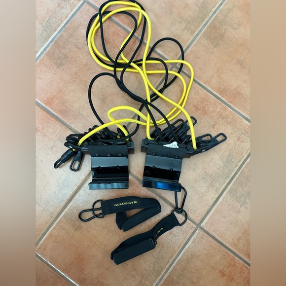 Gold's Gym Full-Body Home Gym with Yellow and Black Bands - Picture 3 of 5